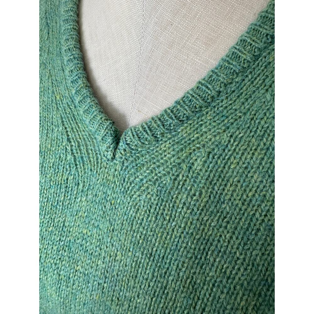 Vintage 60s 70s Jantzen v-neck sweater, green Tumblespun, Size M - Picture 4 of 6